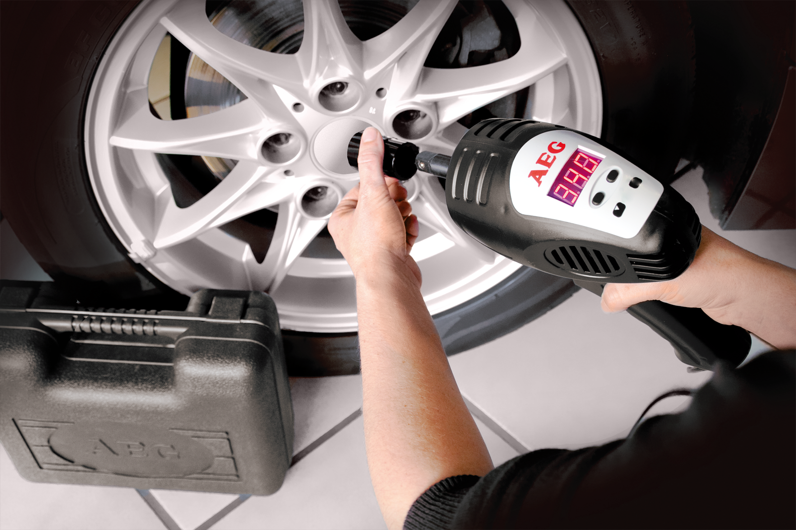 Automotive Impact Wrenches – One of the best tool for Gifting