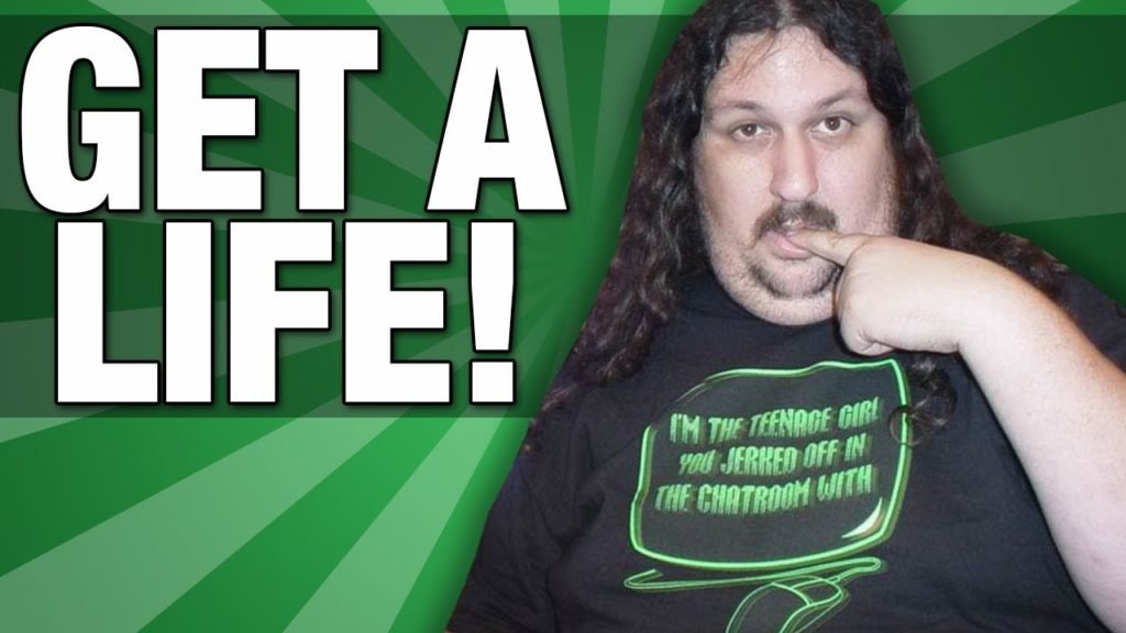 gamer vs non gamer image