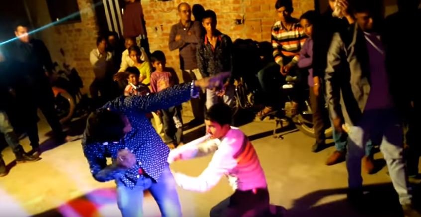 Funny Nagin Dance Video of Indian Marriage Party