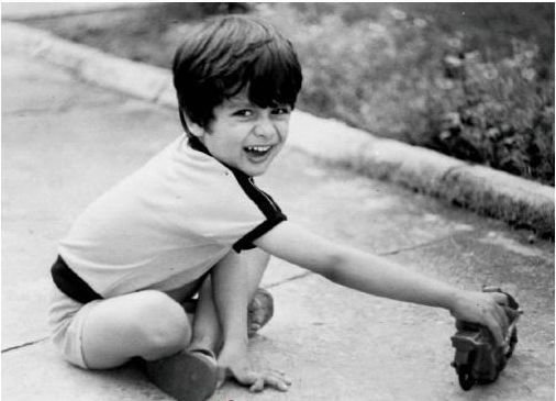 shahid kapoor childhood photo
