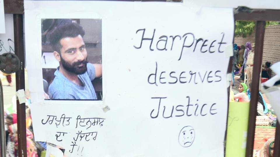 What are the Reasons of Harpreet Singh’s suicide in Khalsa College Amritsar