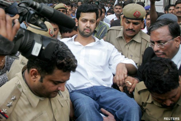 11 Bollywood Stars Who Were Addicted To Drugs And Caught With Drugs