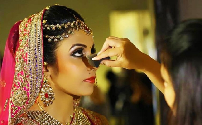 10 Steps to Do Wedding Party Makeup At Home to Rock any Wedding Party